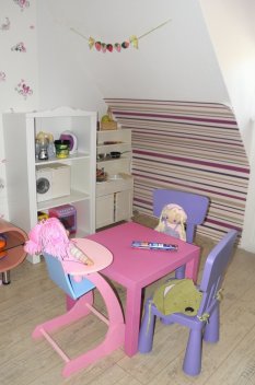 Kinderzimmer meiner Mittleren Shabby /Märchen