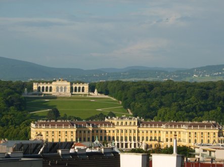Ausblick auf Schönbrunn, ehemalige Sommerresidenz der Habsburger