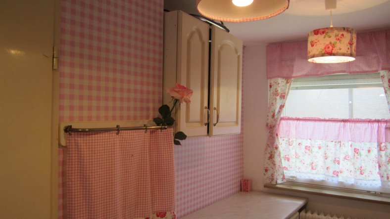 Küche 'kleine rosa küche' mein kleines reich zimmerschau Küche retro rosa