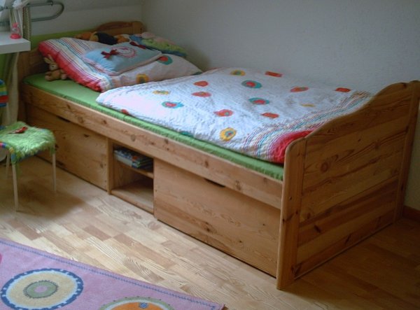 Das neue Bett für "Große"
:-)