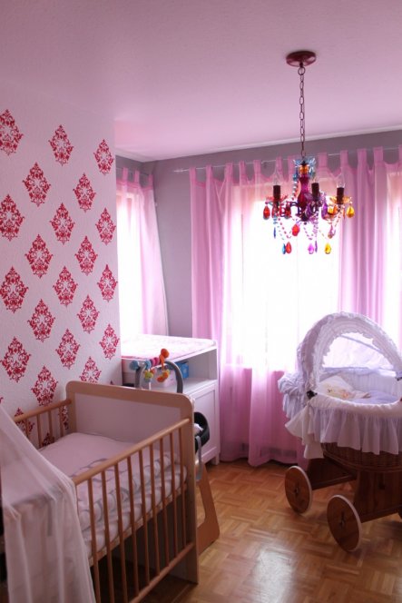 Kinderzimmer 'Das Reich unserer Prinzessin...'