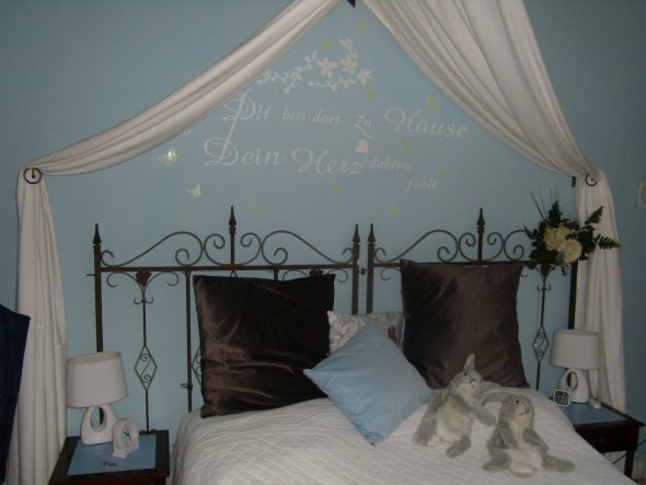 Schlafzimmer 'Träume in hellblau der neu weiß wurde'