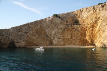 alle Räume 'Otok Krk 2012'