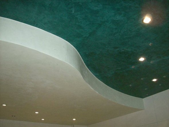 2-fach abgehängte Decke mit "Stucco Veneziano".