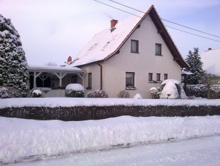 Hausfassade / Außenansichten 'Mein Zuhause auf dem Land'