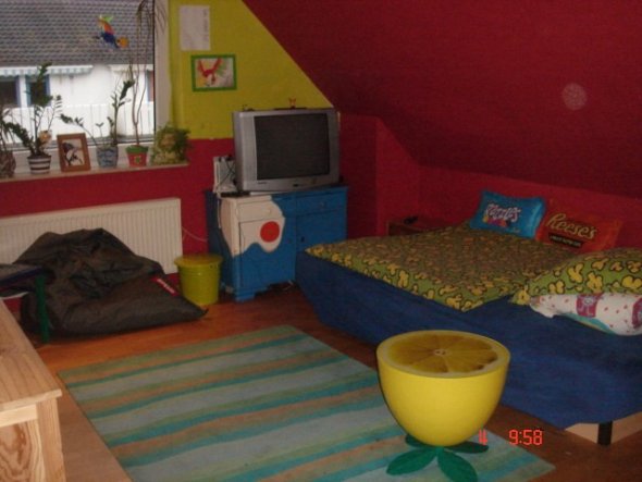 Kinderzimmer 'ein "Jugendzimmer"'