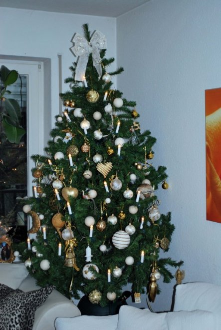 mein frisch dekorierter Christbaum