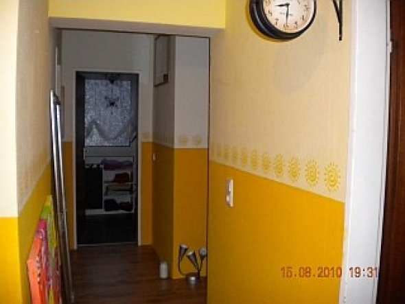 Das Ergebnis nach zwei Tagen streichen und stupfen.