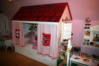 Kinderzimmer 'Das kleine Blumenhaus'