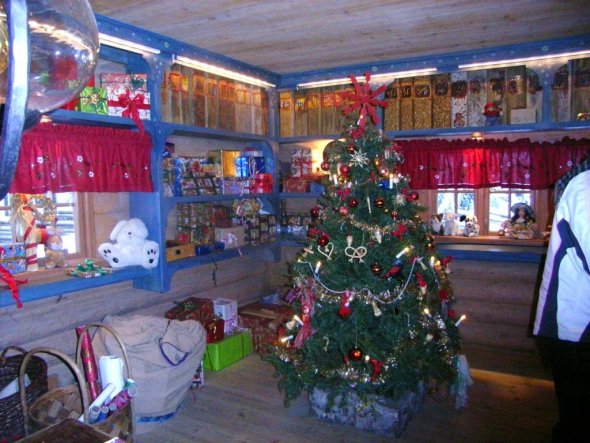 Weihnachtsdeko 'Nikolaushaus'