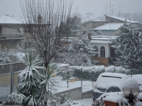 Hausfassade / Außenansichten 'Schnee auch in Rom'
