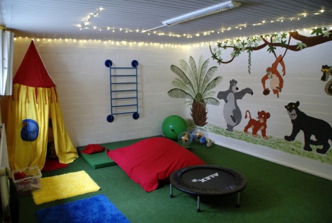 Kinderzimmer 'Dschungel-Tobekeller'