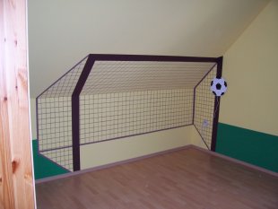 Fußballflair im kinderzimmer  http://s9.gladiatus.de/game/c.php?uid=83752