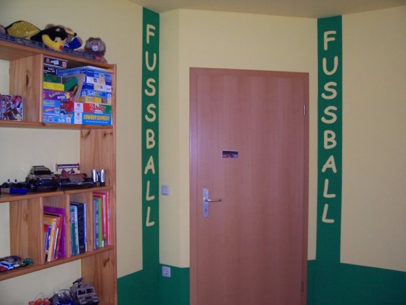 Kinderzimmer 'Fußballflair im kinderzimmer  http://s9.gladiatus.de/game/c.php?uid=83752'