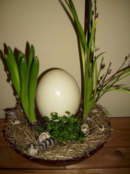 Osterdeko 'Frühlingserwachen/Ostern 2010'