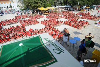 alle Räume 'Millenium Jump'