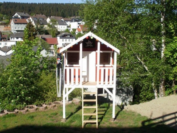 Garten 'Das Stelzenhaus unserer Söhne'