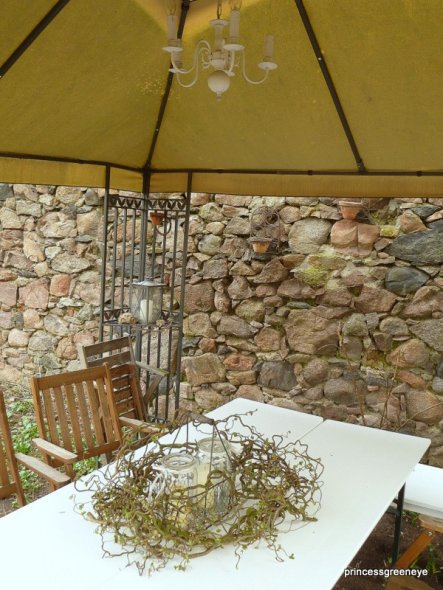 Hausfassade / Außenansichten unser Haus..... von princessgreeneye