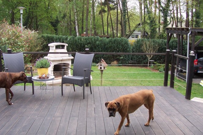 Diese Terrasse hat mein Mann zusammen mit unserem Nachbarn im letzten September gebaut...