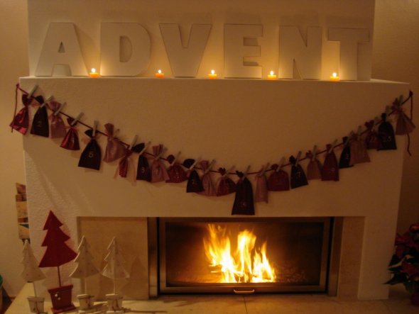 Unser Kamin im Advent.