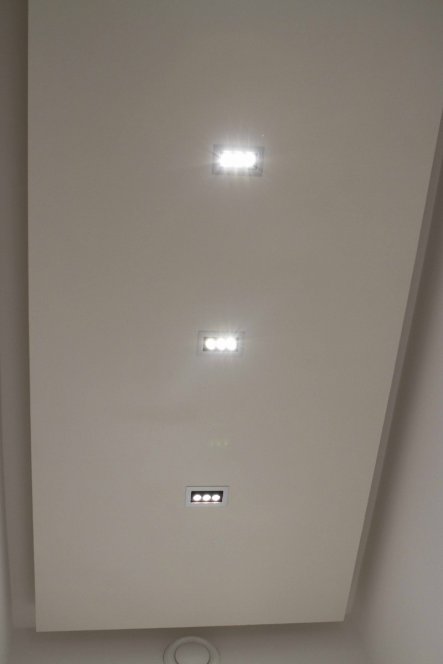 Selbstgebaute LED-Deckenleuchte