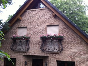 Hausfassade / Außenansichten 'Eingang'