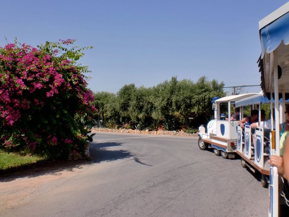 Bimmelbahn Fahrt durch Kreta