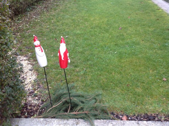 Weihnachtliche Gartenstecker