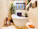 Maßgeschneiderte Badezimmer-Oasen: Einrichtungstrends für ein personalisiertes Ambiente